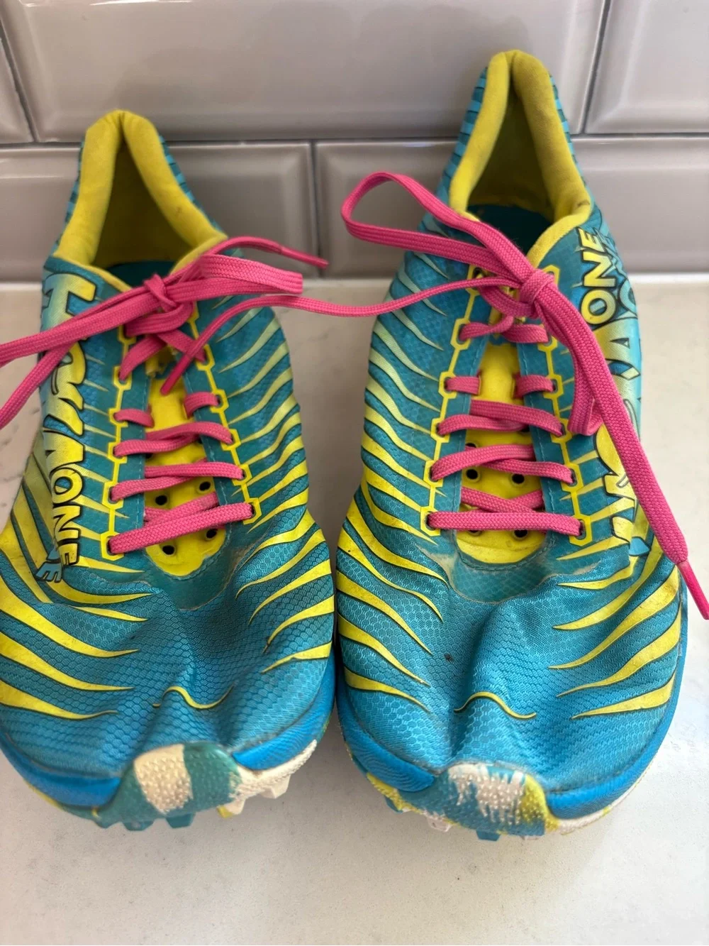 Hoka One One Women's Teal Yellow Running Shoes with Pink Laces size 10